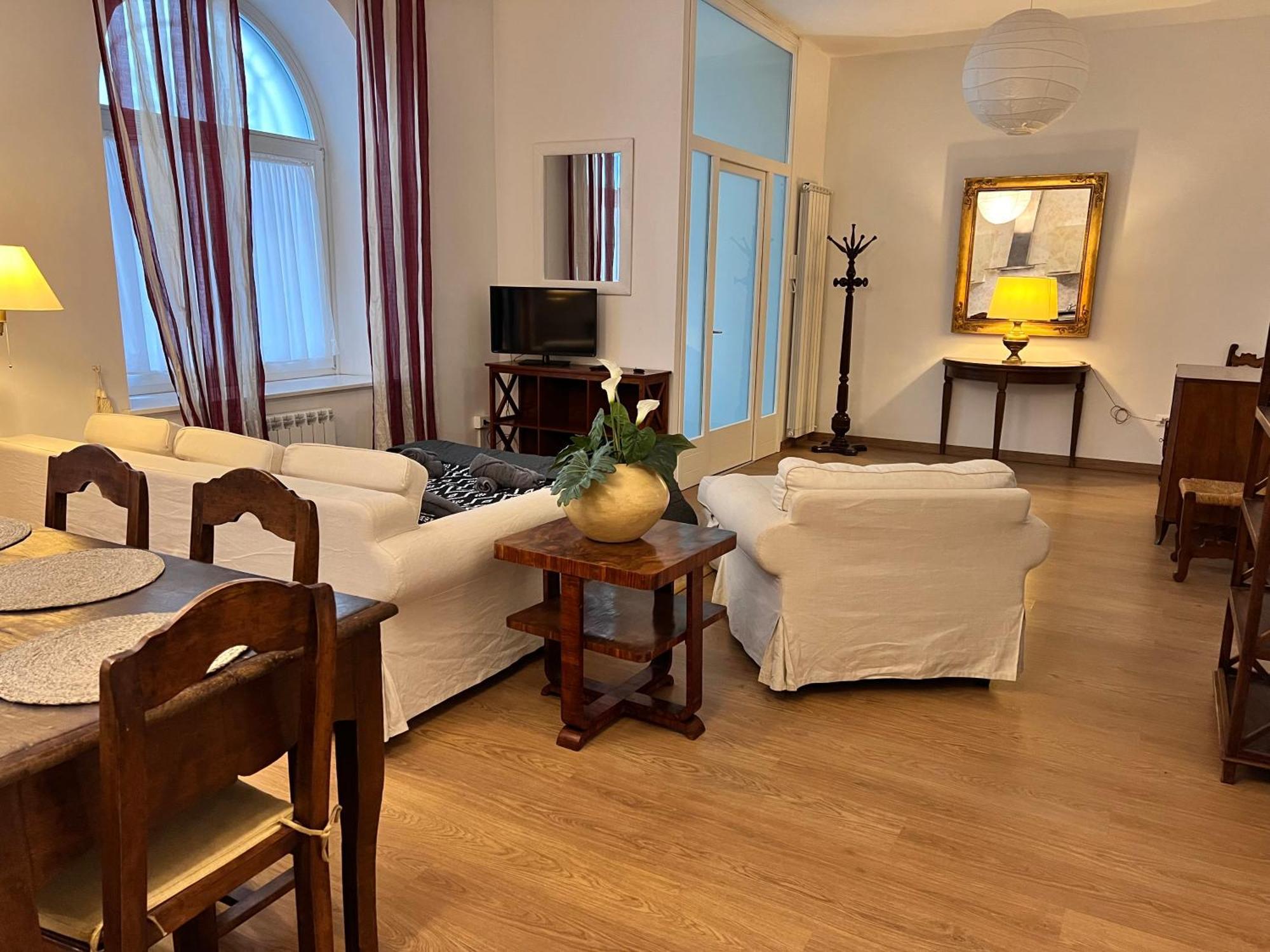 Loft With Private Parking Daire Trieste Dış mekan fotoğraf